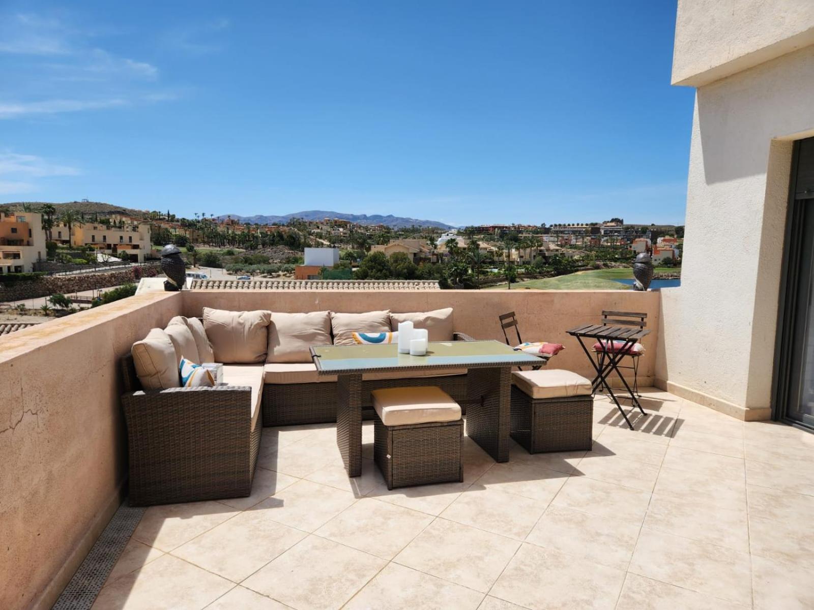 Atico Esquinero Con Preciosas Vistas Al Valle Del Este Golf Con Piscina Comunitaria! Vera Exterior foto